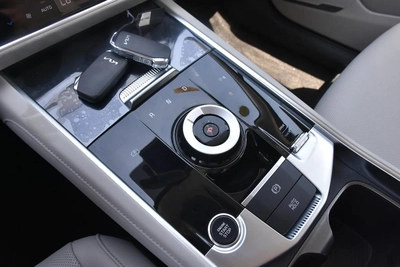 SPORTAGE LOADED 2024 | WHITE-17