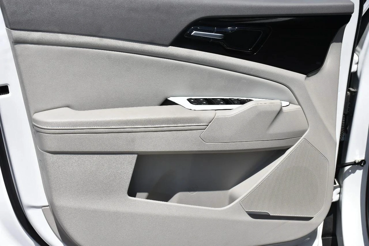 SPORTAGE LOADED 2024 | WHITE-13-13
