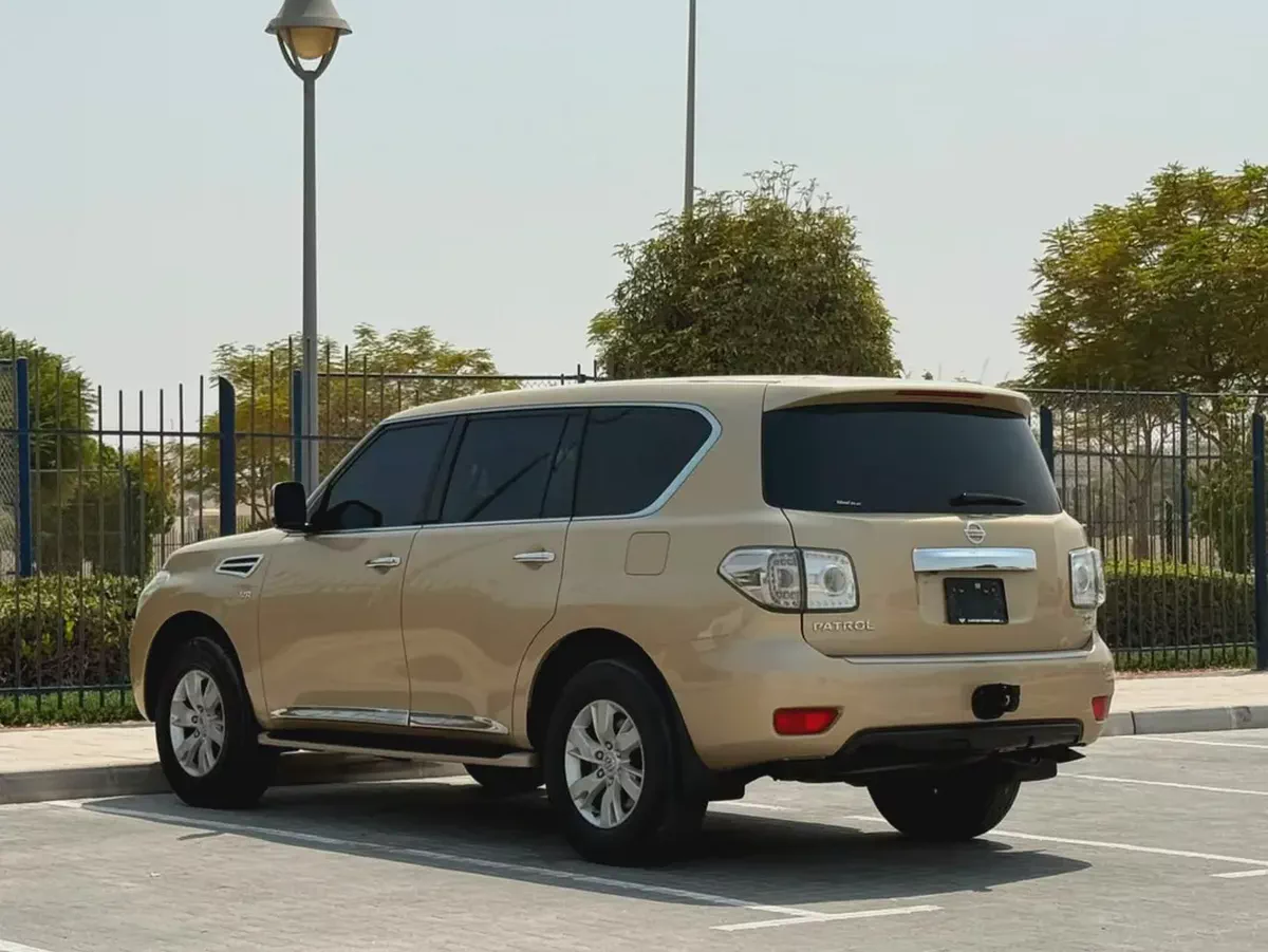 2013-Nissan Patrol SE-5.6L-V8-Excellent Condition-11-11