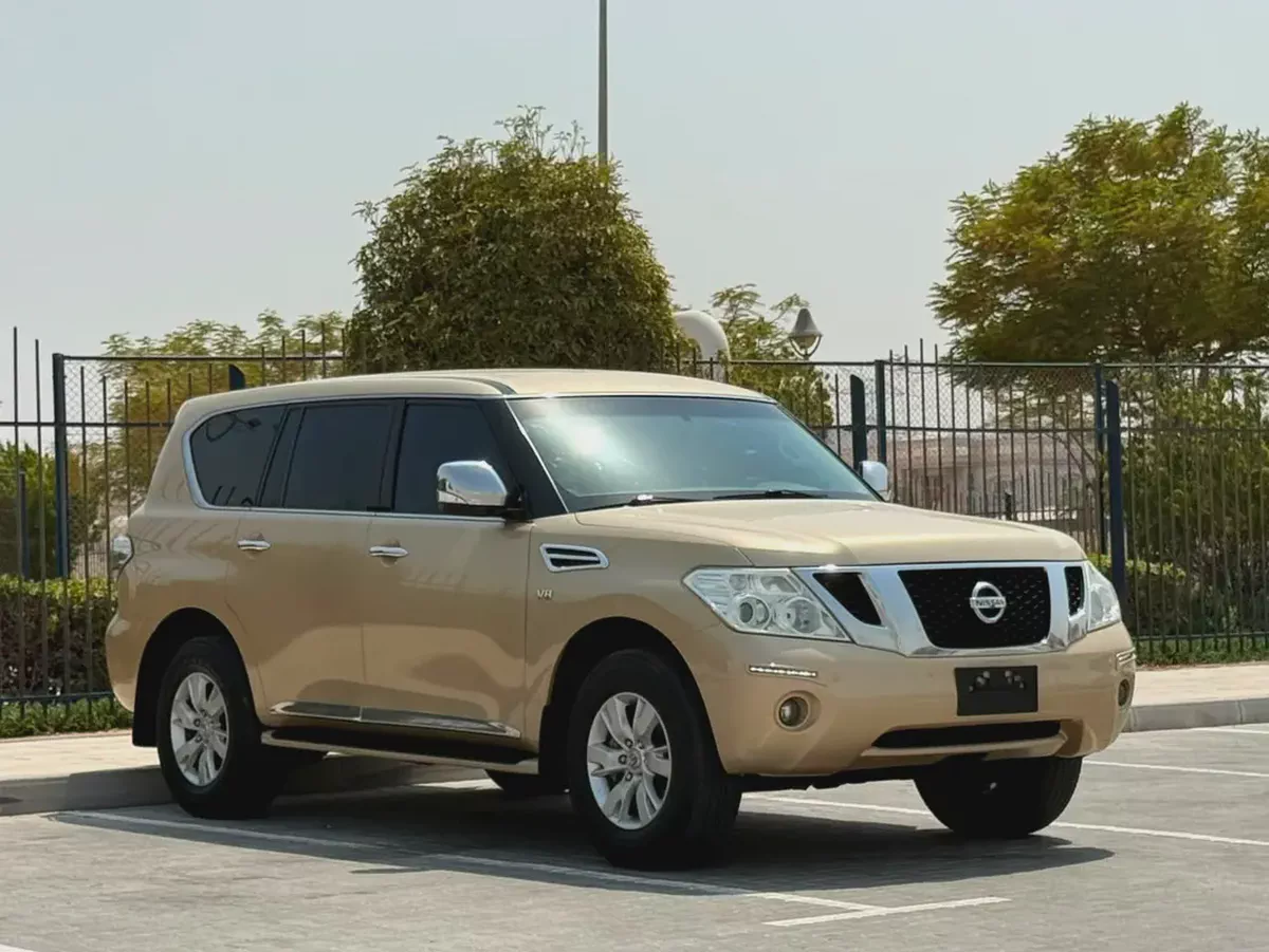 2013-Nissan Patrol SE-5.6L-V8-Excellent Condition-2-2