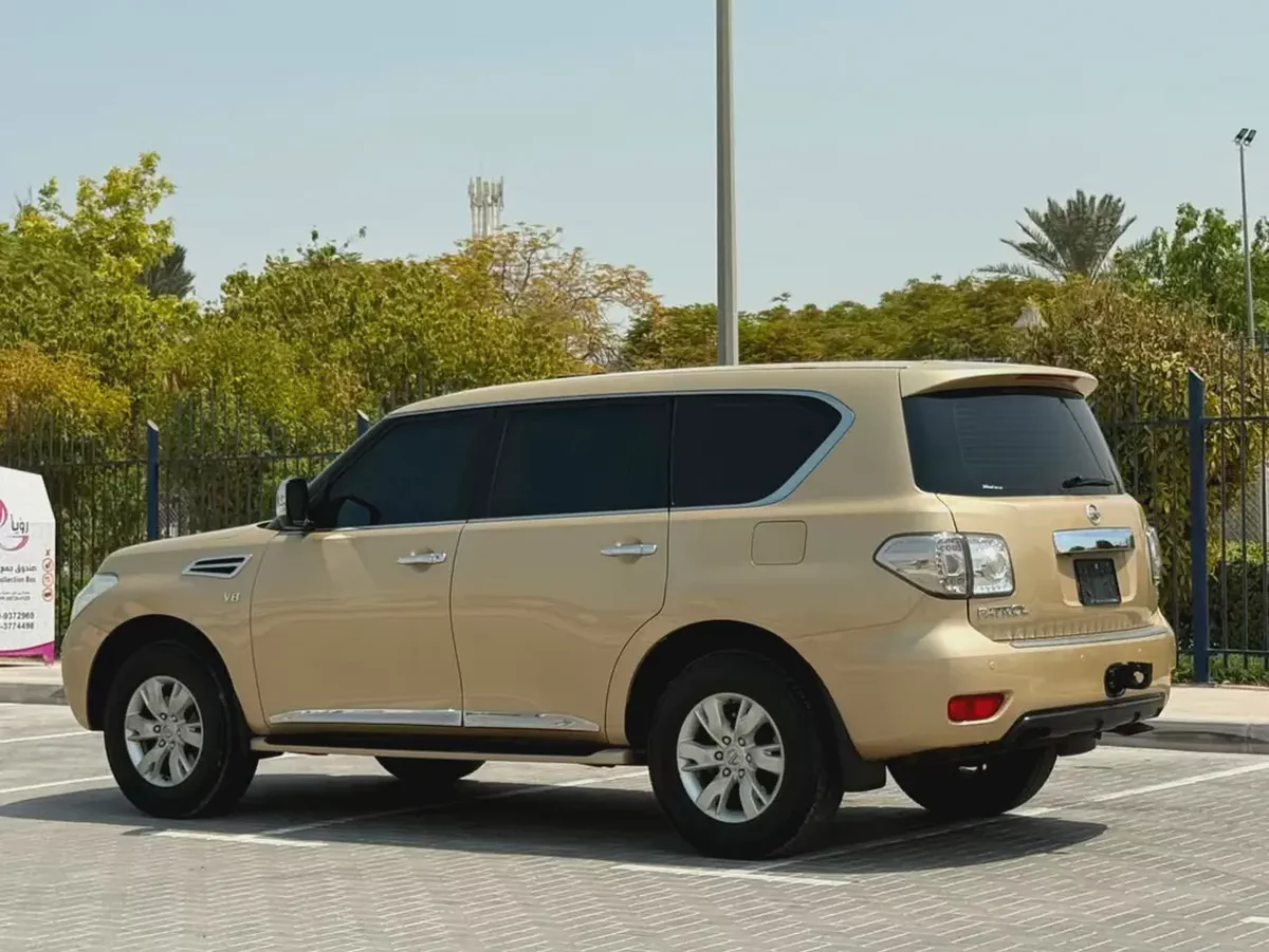 2013-Nissan Patrol SE-5.6L-V8-Excellent Condition-8-8