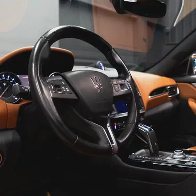 AED 2,490pm • 0% Downpayment • Maserati Levante Q4 • Agency  Warranty-8