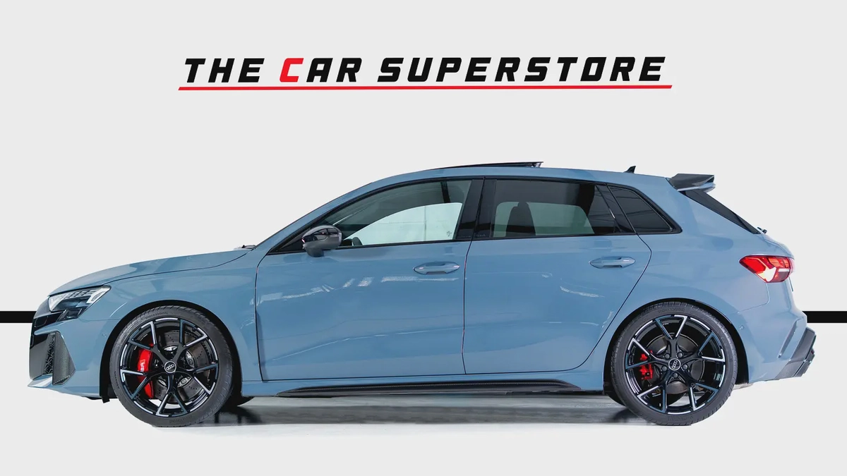Audi RS3 Sportback-Al Nabooda warranty  Service Contract-Carbon RS Bucket Seats-Special Color-4-4