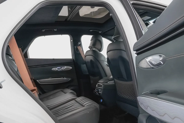 3,754 / 60 months | 0% DP | 2024 Genesis GV70 AWD 2.5L Premium / Genesis Warranty  Service Contract