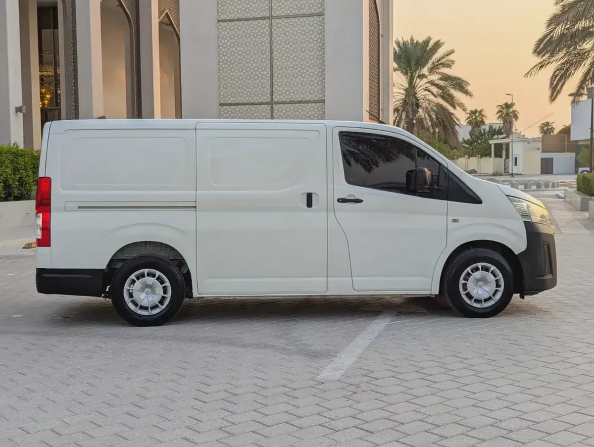 2021 Toyota Hiace Panel Van | GCC Specs | Low Mileage | Reliable Workhorse Premium Agency Condition-15-15