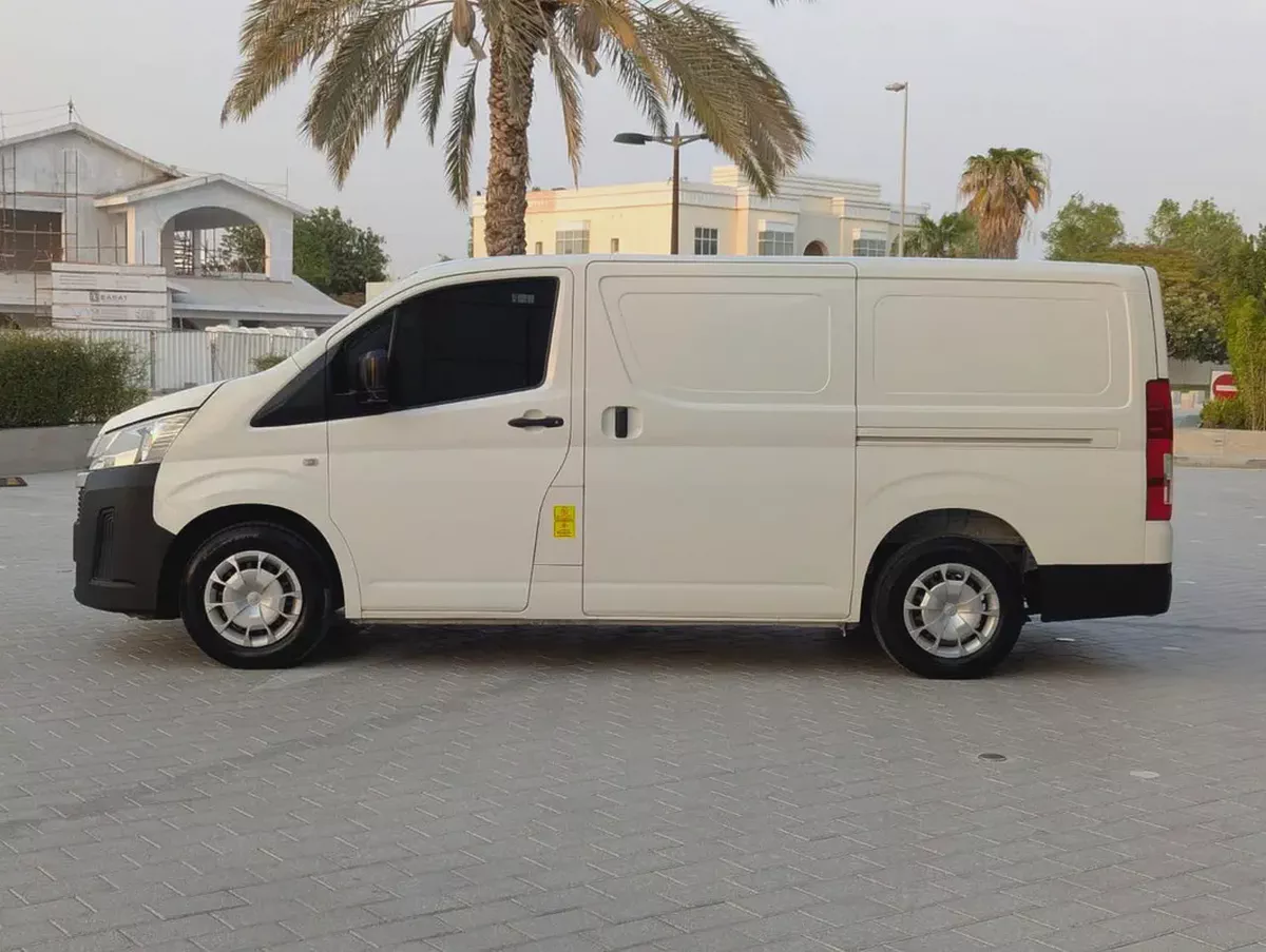 2021 Toyota Hiace Panel Van | GCC Specs | Low Mileage | Reliable Workhorse Premium Agency Condition-16-16