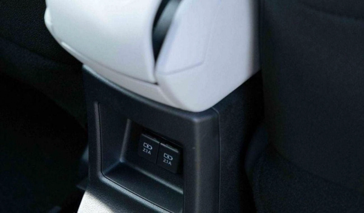 Toyota Veloz Toyota Veloz 2025 Toyota Veloz V 1.5 - Black inside Black-14-0