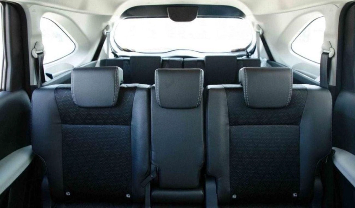 Toyota Veloz Toyota Veloz 2025 Toyota Veloz V 1.5 - Black inside Black-16-0