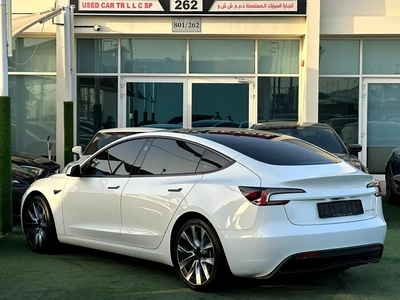 TESLA MODEL 3 LANG RANGE 2024 GCC FULL OPTION ORIGINAL PAINT UNDER WARRANTY-1