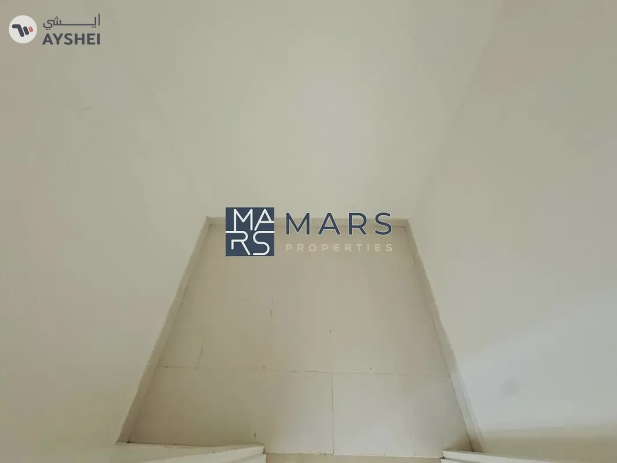 Spacious, Luxury 3 Bedroom Townhouse with Close Kitchen Available For Rent -15-15