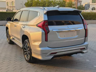 Mitsubishi Montero Sport 2023 GLS Top Line | GCC Specs  Excellent Condition Full Option-5