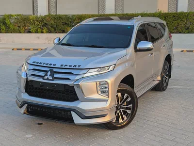 Mitsubishi Montero Sport 2023 GLS Top Line | GCC Specs  Excellent Condition Full Option-8
