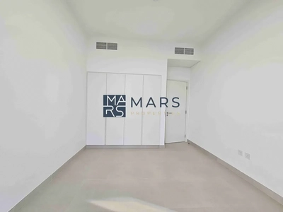 LUXURIOUS BRAND NEW 3-BEDROOM CORNER TOWNHOUSE FOR RENT IN ROBINIA MASAAR-2