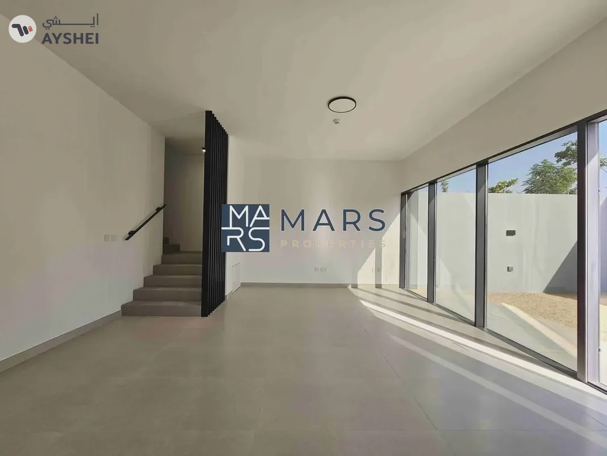 LUXURIOUS BRAND NEW 3-BEDROOM CORNER TOWNHOUSE FOR RENT IN ROBINIA MASAAR-16-16