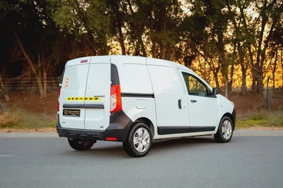 Renault Dokker Delivery Van | GCC Specs | Ref#R32766-2