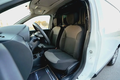 Renault Dokker Delivery Van | GCC Specs | Ref#R32766-8