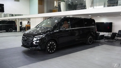 Mercedes Benz V300 VIP BUSINESS VAN –  FULL LUXURY OPTION | BRAND NEW | GCC | 2025-0