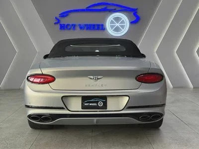 2022 - Bentley Continental GT - Convertible | V8 prestige condition for 666,000.00 AED-3