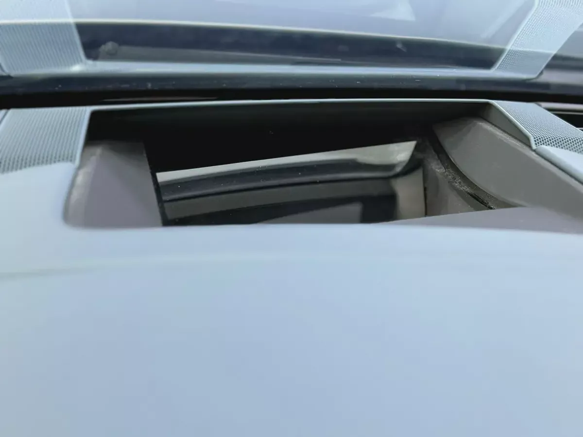 2022 - Bentley Continental GT - Convertible | V8 prestige condition for 666,000.00 AED-15-15