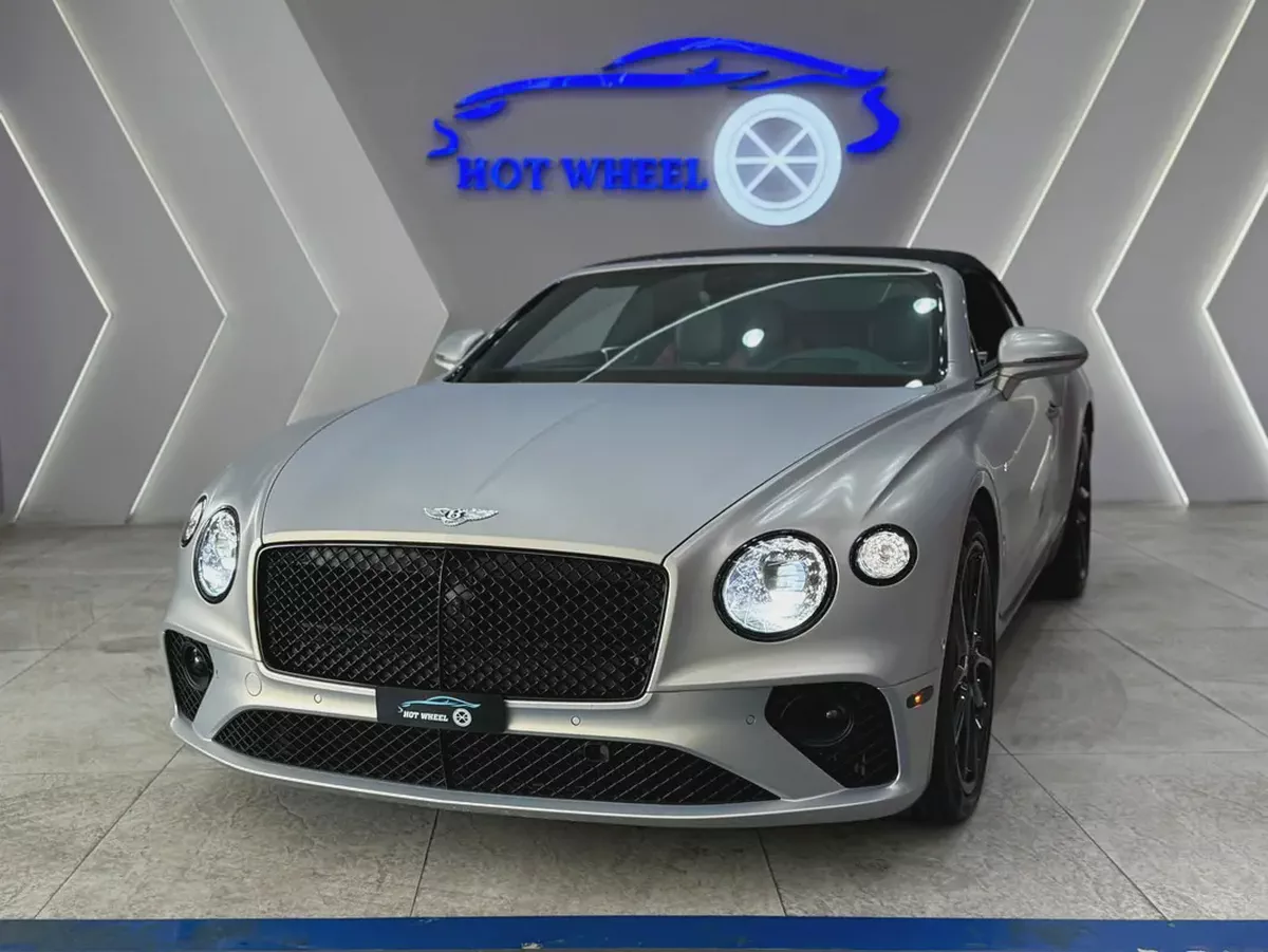2022 - Bentley Continental GT - Convertible | V8 prestige condition for 666,000.00 AED