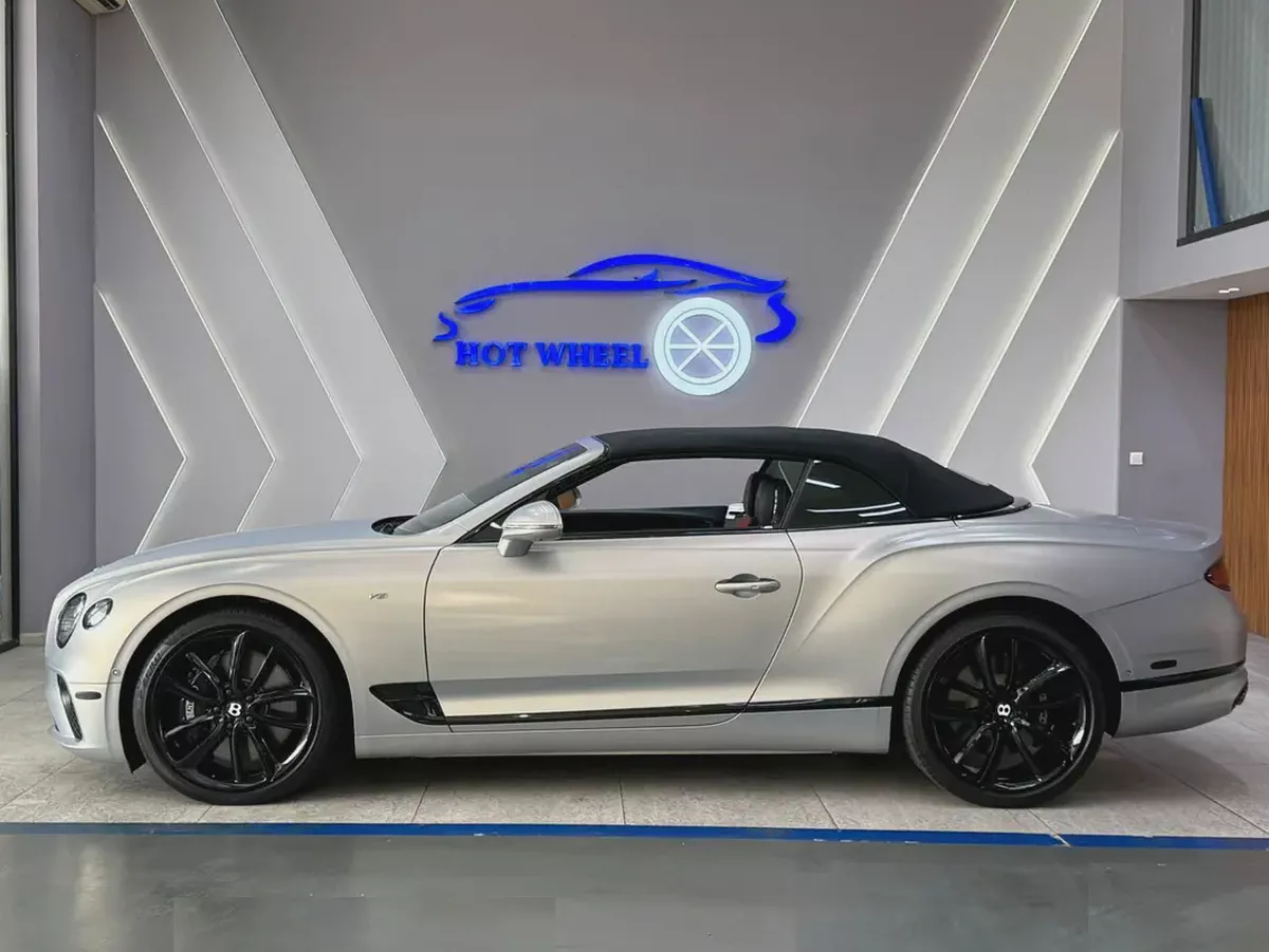 2022 - Bentley Continental GT - Convertible | V8 prestige condition for 666,000.00 AED-5-5