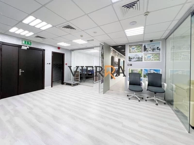 Stunning Big Size Office l Fully Furnished l Ready To Move In-4