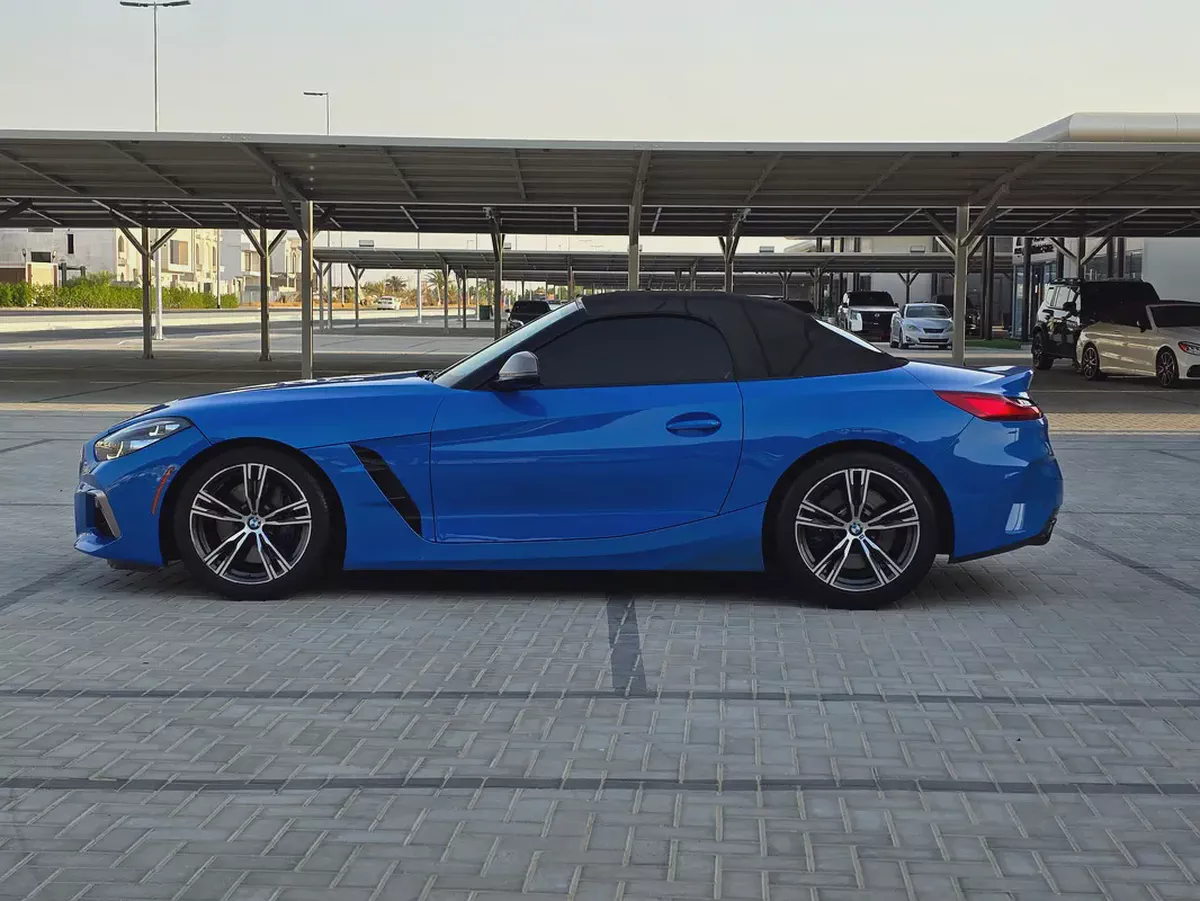 BMW Z4 M40i 2020 American Specs - Low Mileage  Pristine Condition-4-4