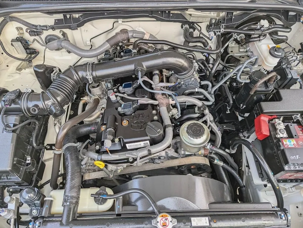 2022 Toyota Hilux GL 2.7 L  4X4 Automatic - Original paint - GCC Specs Dual Cab Pickup |