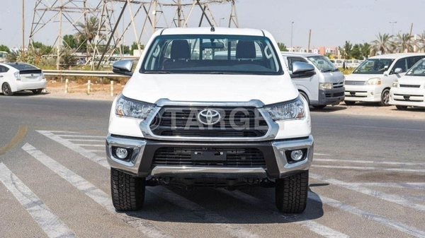 Toyota Hilux 2.4L AT 4WD DIESEL