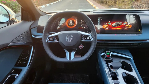 MG7 1.5 Turbo Full option | 2024 GCC Zero KM