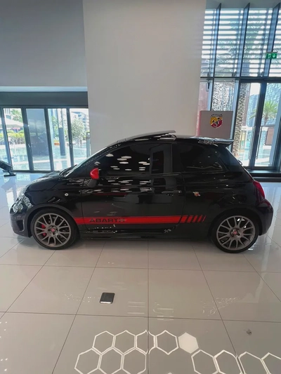Abarth 695 Turismo Hatchback 1.4L-2