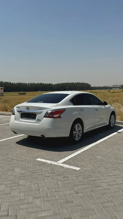 Nissan Altima SL | 2015 | GCC | Full Option | 151,000 km | White / Beige | Fully Serviced-5