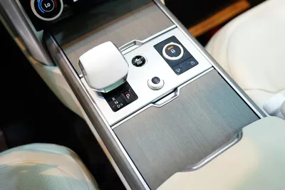 Land Rover Range Rover Vogue SV-7