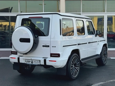 Mercedes Benz G63 AMG 2026 brand new fully loaded full carbon fiber under warranty service contract-5