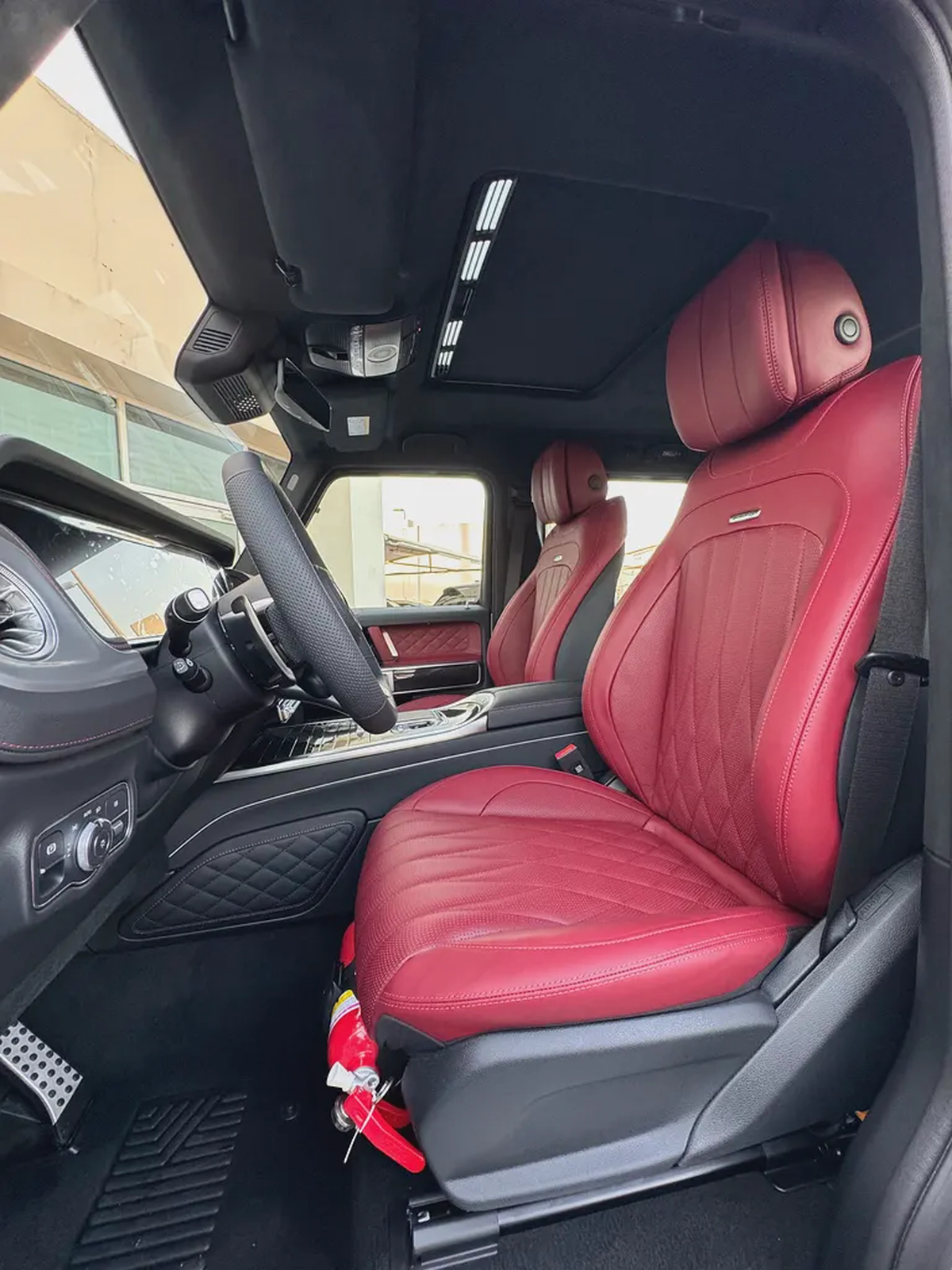 Mercedes Benz G63 AMG 2026 brand new fully loaded full carbon fiber under warranty service contract-10-10