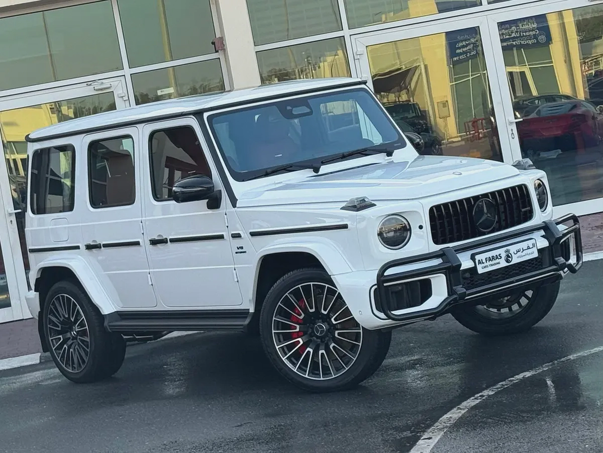 Mercedes Benz G63 AMG 2026 brand new fully loaded full carbon fiber under warranty service contract-3-3