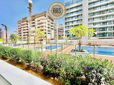 Pool view •• hot offer •• huge size •• brand new apartment-10