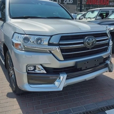 Toyota Land Cruiser TOYOTA LANDCRUISER VXR GRAND TOURING V8 5.7 - AED 255,000-2