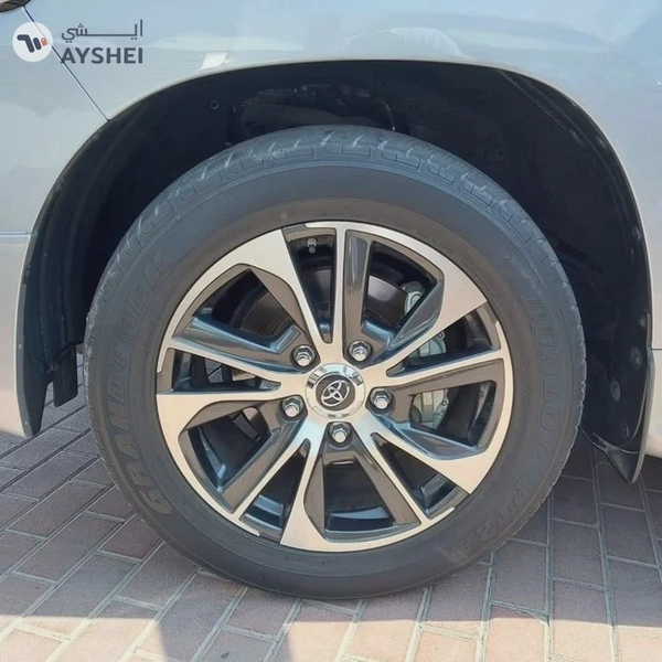 Toyota Land Cruiser TOYOTA LANDCRUISER VXR GRAND TOURING V8 5.7 - AED 255,000