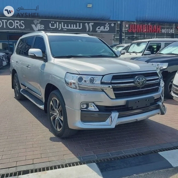 Toyota Land Cruiser TOYOTA LANDCRUISER VXR GRAND TOURING V8 5.7 - AED 255,000