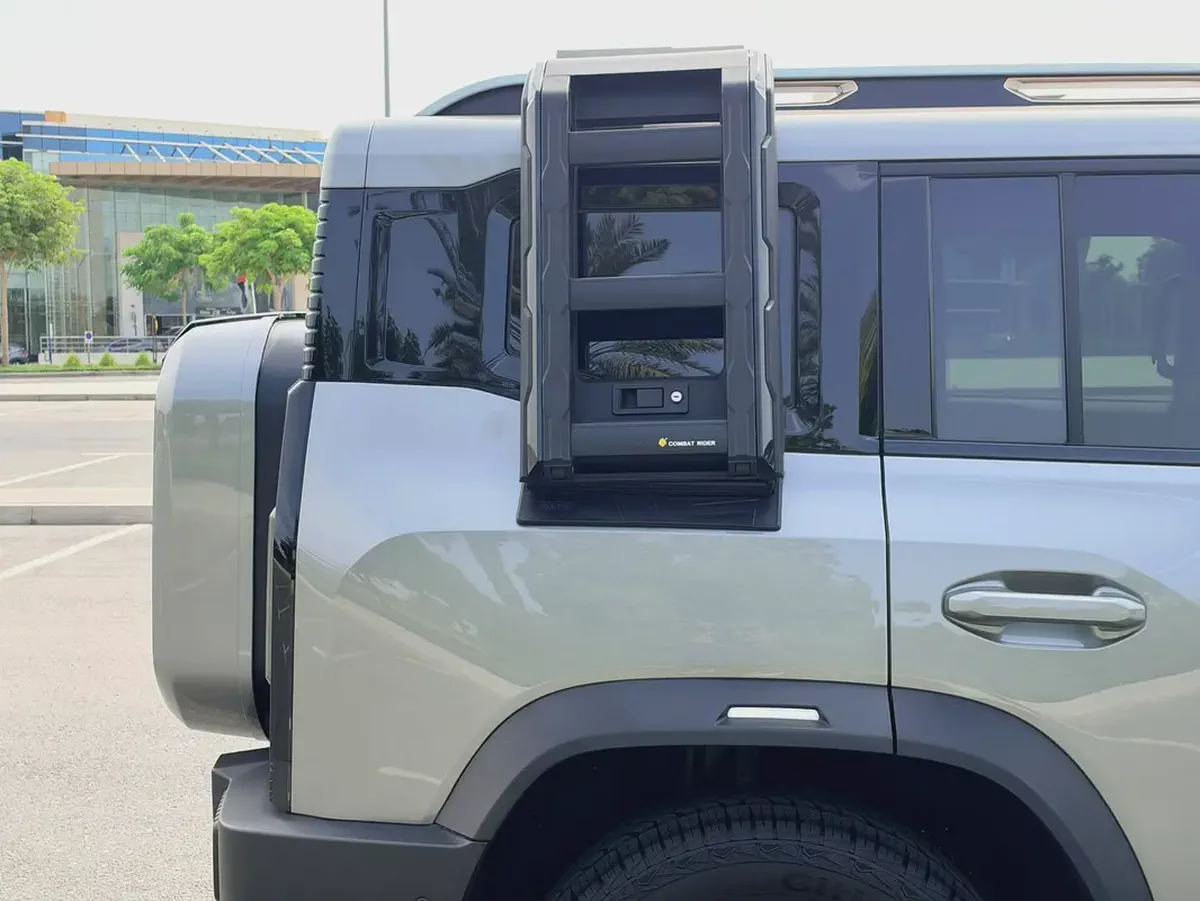 LOW KM - 5 YEARS WARRANTY - DEFENDER KIT - JETOUR T2 TRAVELER +-8-8
