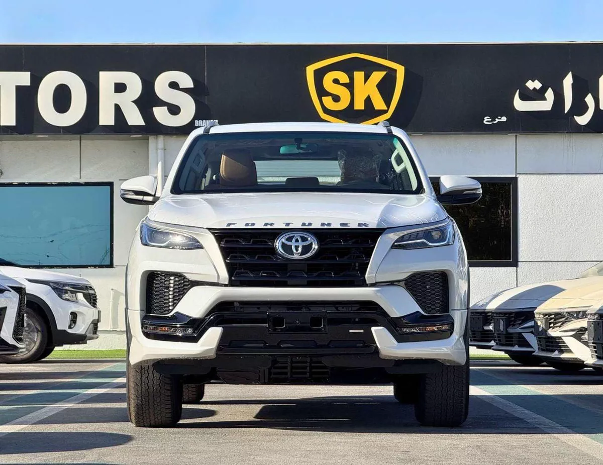 Toyota Fortuner EXR SR5 || 2.7L PETROL V4 A/T / AUTO AC / ALLOY WHEELS / 4WD (CODE # FPGO)-1-0