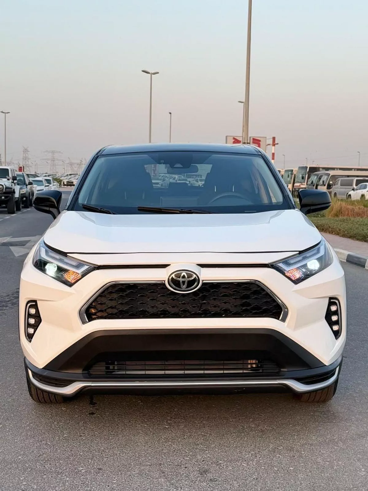 Toyota RAV4 Le 2.5L 2025-1-0