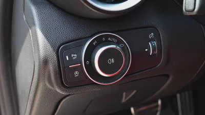 AED 1,792/ Month | Alfa Romeo | Giulia Veloce | 2023 | Gargash Warranty and Service-12