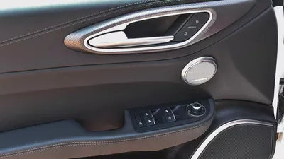 AED 1,792/ Month | Alfa Romeo | Giulia Veloce | 2023 | Gargash Warranty and Service-6