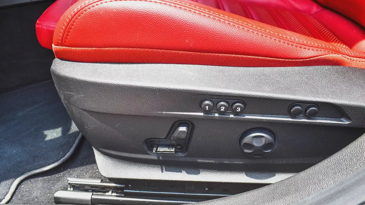 AED 1,792/ Month | Alfa Romeo | Giulia Veloce | 2023 | Gargash Warranty and Service-9-9