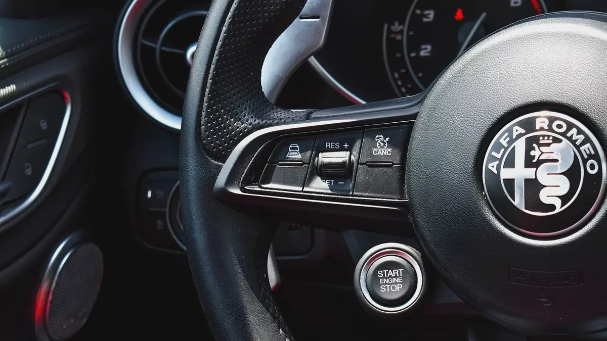 AED 1,792/ Month | Alfa Romeo | Giulia Veloce | 2023 | Gargash Warranty and Service-13-13