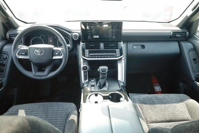 Toyota Land Cruiser TOYOTA LAND CRUISER GXR 3.3L DIESEL-10