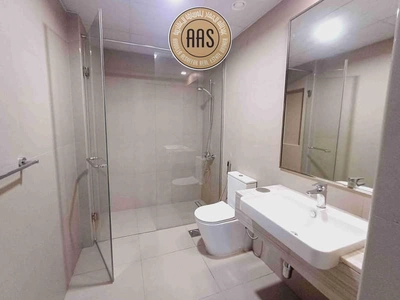 Spacious 3BK ! Near metro station !only 140k ready to move-12