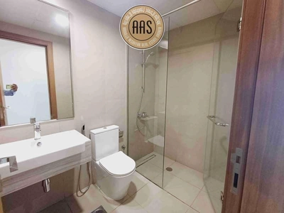 Spacious 3BK ! Near metro station !only 140k ready to move-13